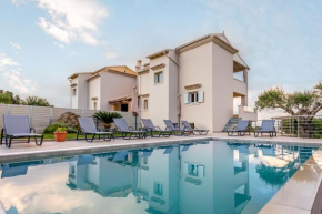 Filoxenia Villas - shared pool